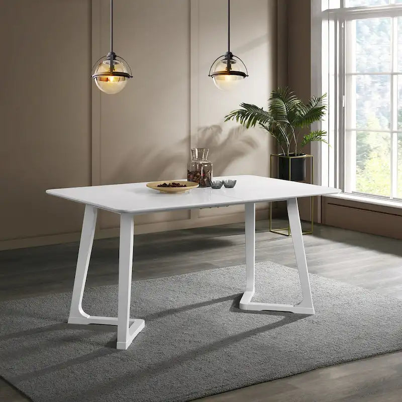 Table à manger moderniste du milieu du siècle